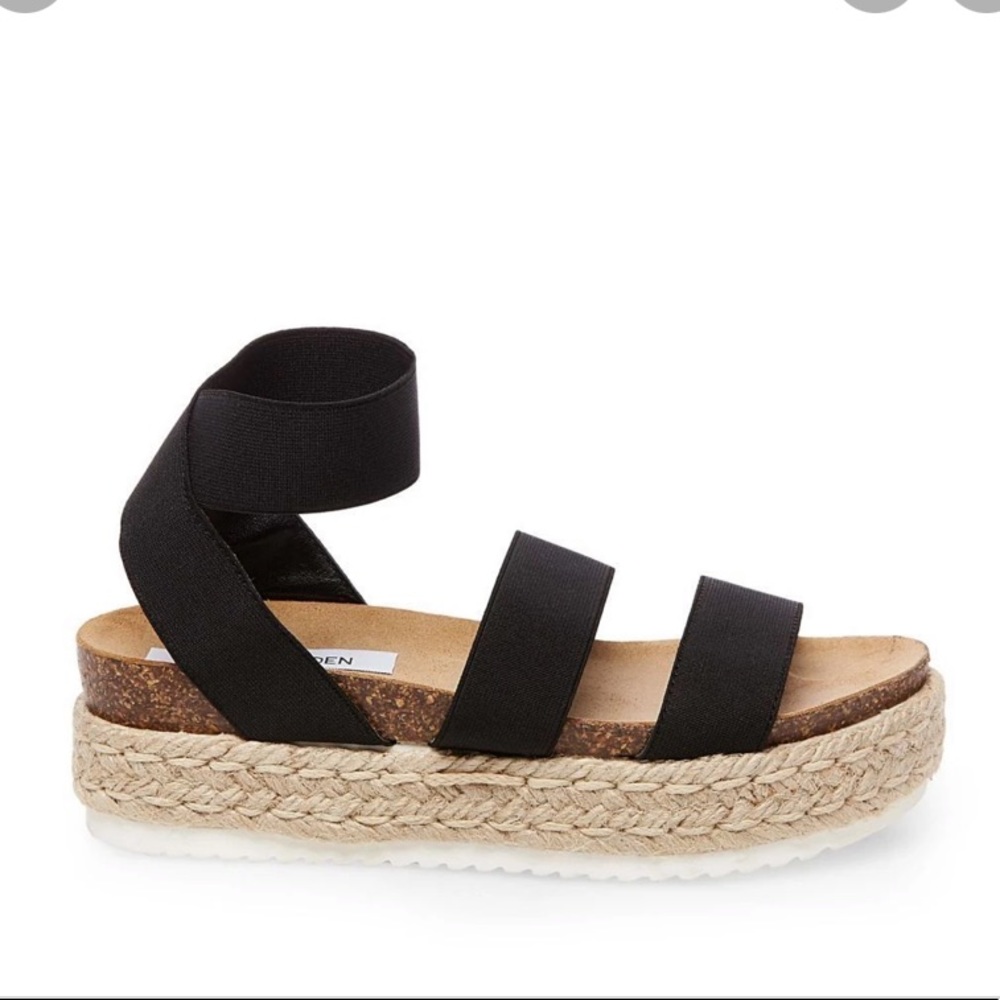 Steve Madden black sandals
